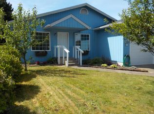 250 NE 70th St, Newport, OR 97365