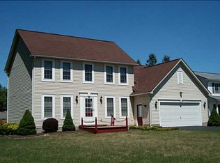 166 Daffodil Trl, Rochester, NY 14626