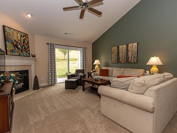 5th image of 6992 Aspen Point Ct