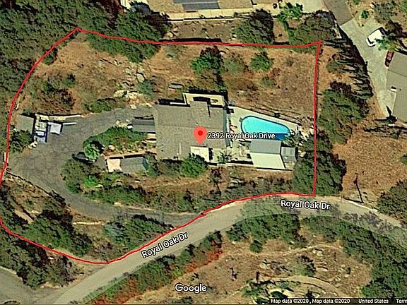 3rd image of 2392 Royal Oak Dr