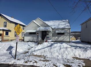 4714 5th Ave, Beaver Falls, PA 15010