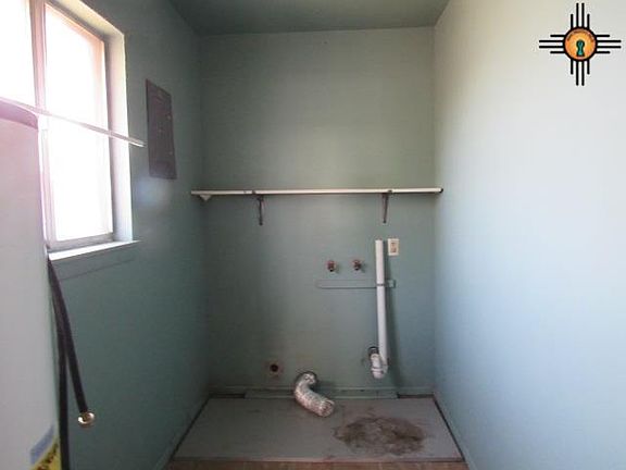 2nd image of 1912 10th St