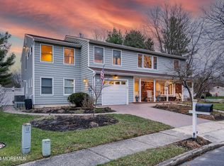 2 Bell Ct, Howell, NJ 07731