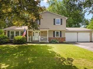 781 Hawthorne Pl, Webster, NY 14580