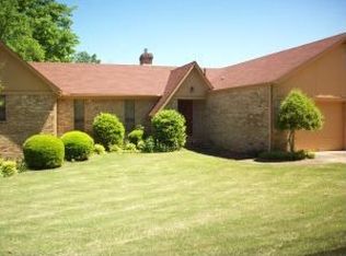 2303 Lawndale Dr, Tupelo, MS 38801