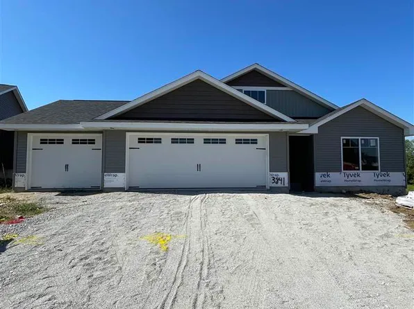 3841 Winnsboro Dr, Iowa City, IA 52245