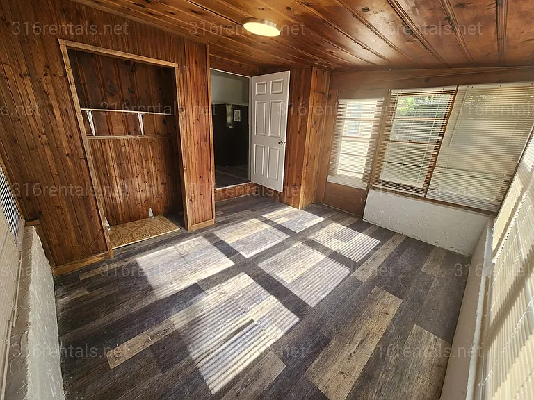 1248 N Terrace Dr — Photo 7