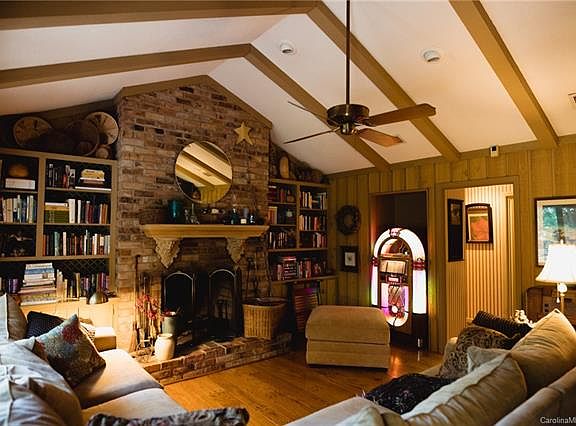 2nd image of 5434 Five Knolls Dr