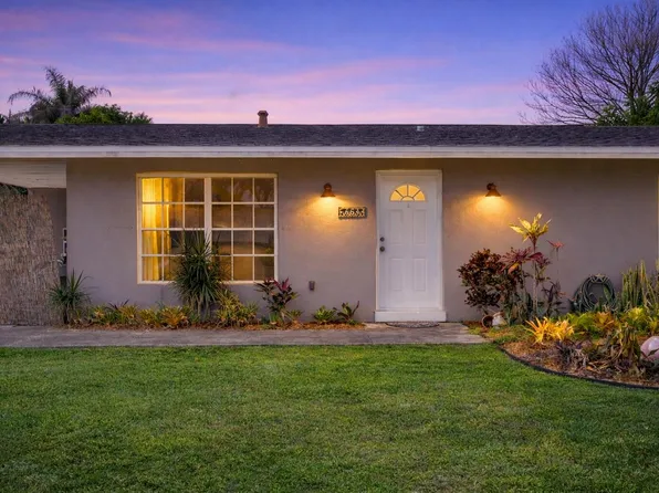 464 SE Asbury Lane, Port St Lucie, FL 34983