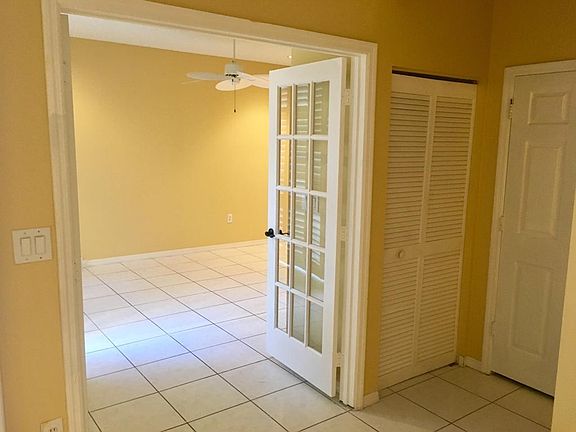 3rd image of 1542 Yellowheart Way