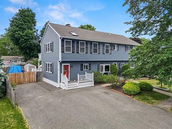 2nd image of 6 Vista Dr