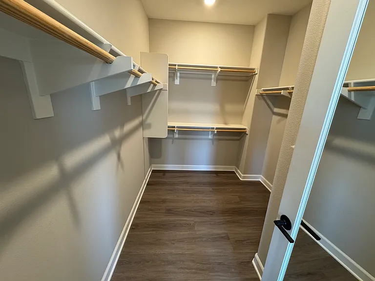 1180 Delpy View Point #1180 — Photo 5