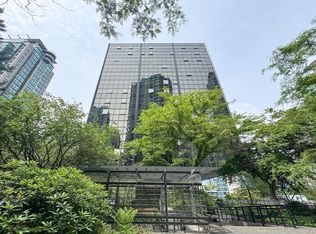 1333 Georgia St W #409, Vancouver, BC V6E4V3