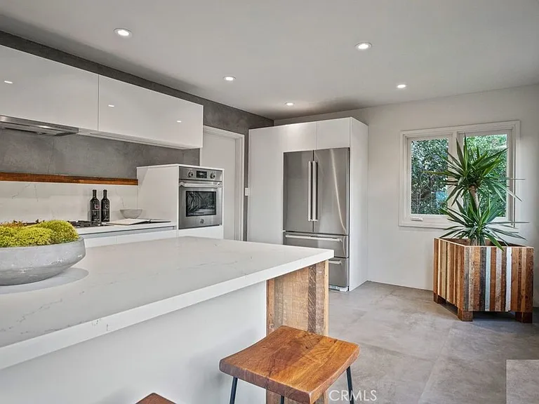2205 Beech Knoll Rd — Photo 10