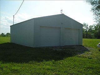 3rd image of 5533 NE Shaffer Rd