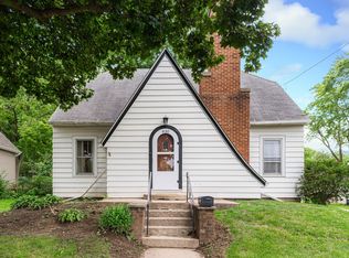 630 S 1st St, Dekalb, IL 60115