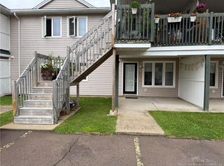30 Grant St #32, Moncton, NB E1A3R4