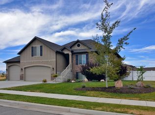 3027 N Morning Mist Ct #1315370, Plain City, UT 84404