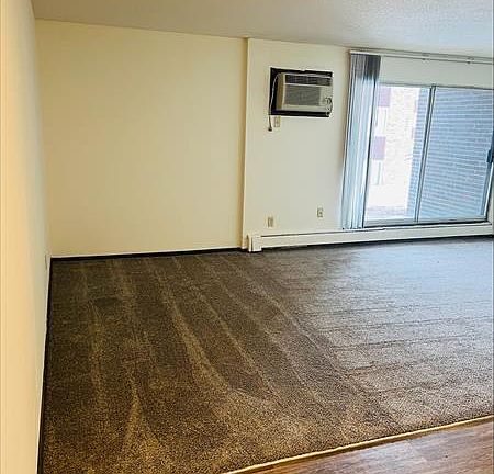 2nd image of 1266 Hazelwood St APT 206