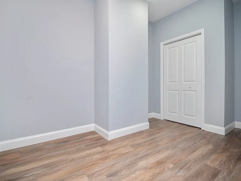 2728 Winchester St — Photo 11