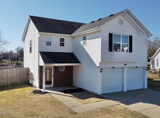 11210 Sand Lake Ct, Louisville, KY 40272