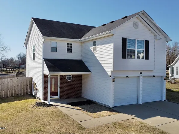 11210 Sand Lake Ct, Louisville, KY 40272