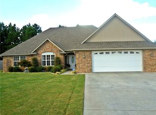 2906 White Oak Ln, Poteau, OK 74953