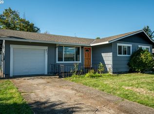 831 SE 170th Dr, Portland, OR 97233