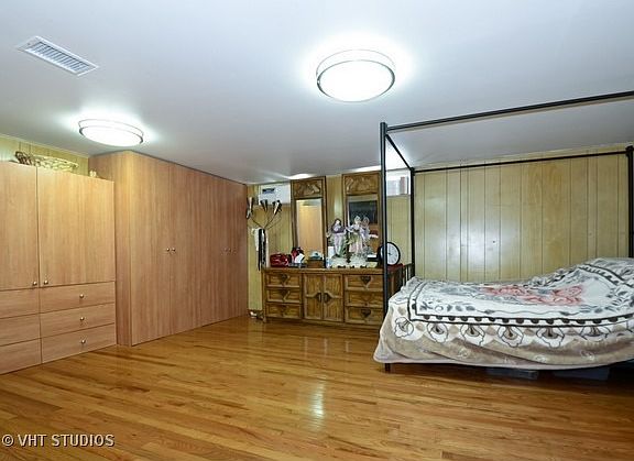 5th image of 4637 Church St