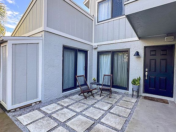 Courtyard Entry