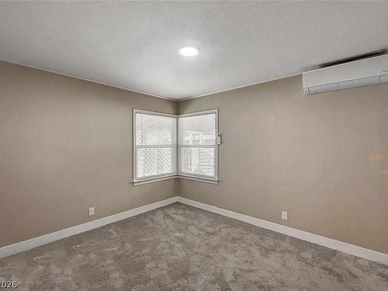 632 Avenue D — Photo 18