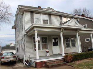 2055 Baxterly Ave, Lakewood, OH