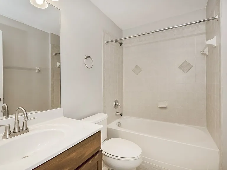 1304 Travertine Ter — Photo 16