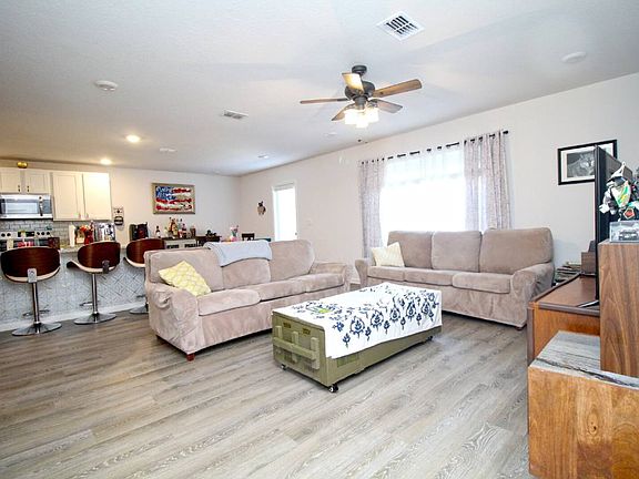 2nd image of 6376 Burrow Ln