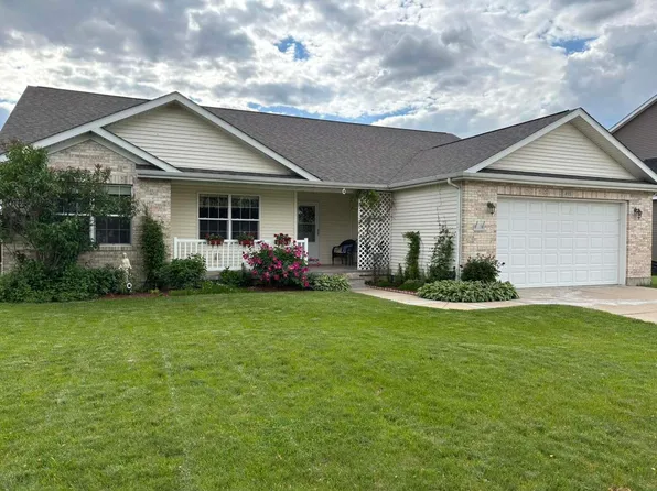 415 S Joliet St, Maple Park, IL 60151