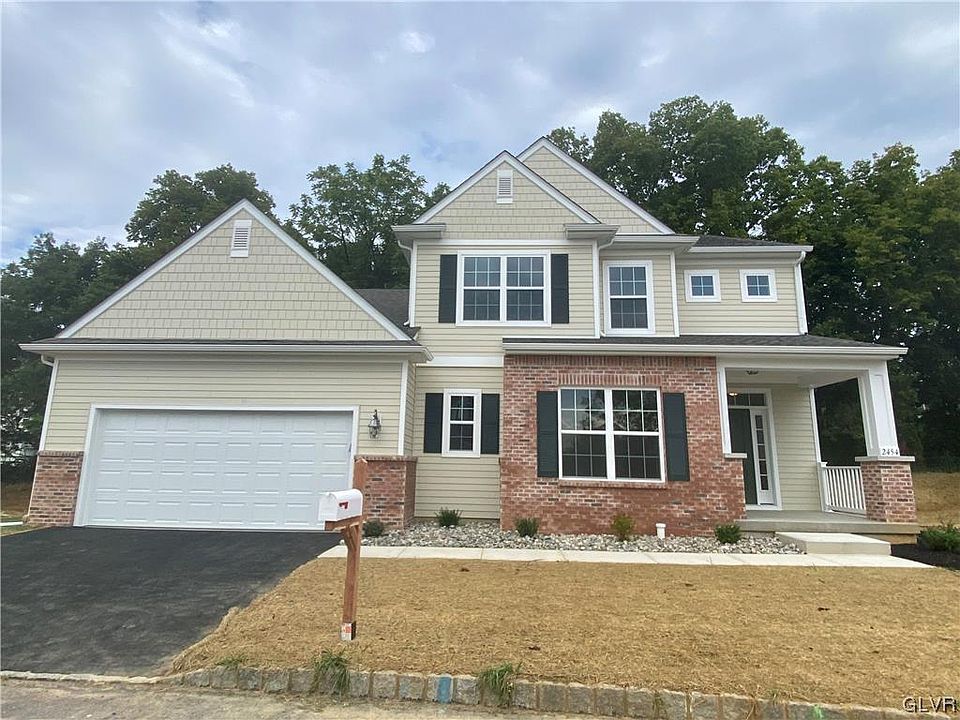 1st image of 2454 Burgandy Ln #98