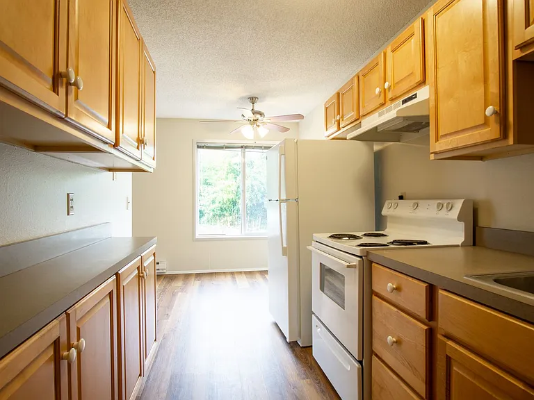 4030 SE Gladstone St #3 — Photo 5