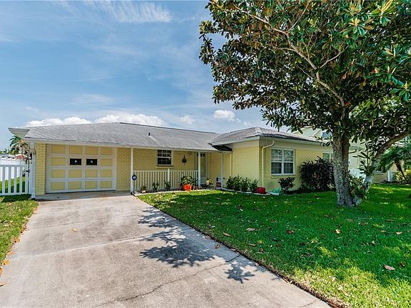3rd image of 8331 Archwood Cir