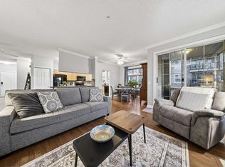 1010 W Arbour Lake Rd NW #2127, Calgary, AB T3G4Y8