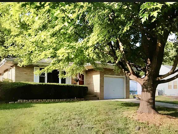5th image of 715 E Willcox Ave