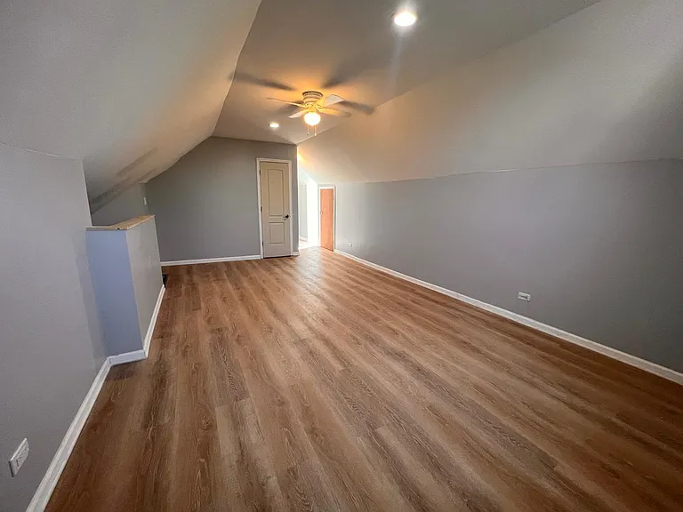 1623 S Loomis St #2 — Photo 15