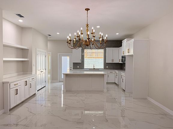 4th image of 5416 Raven Dr