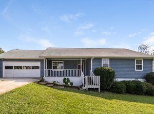 210 Orchard Vw, Ellenwood, GA 30294