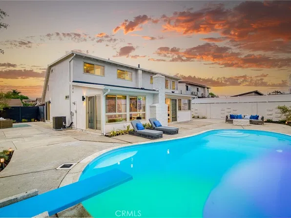 9432 Warbler Ave, Fountain Valley, CA 92708