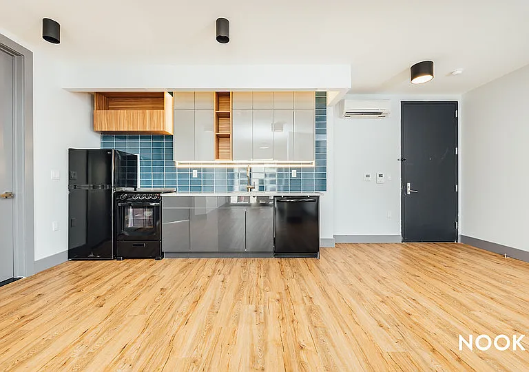 210 Parkville Ave #6D — Photo 2