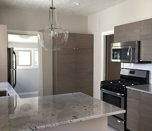 2nd image of 1476 S Ogden St #1476