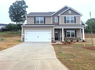 260 Macintosh Dr, King, NC 27021
