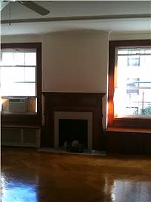 Sold by Metropolitan Res. Partners | media 2