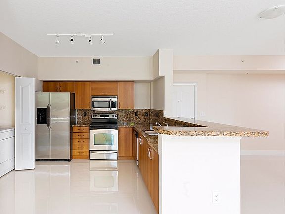 3rd image of 250 NE 3rd Ave APT 301