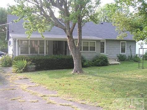 3rd image of 1507 Cannon Blvd